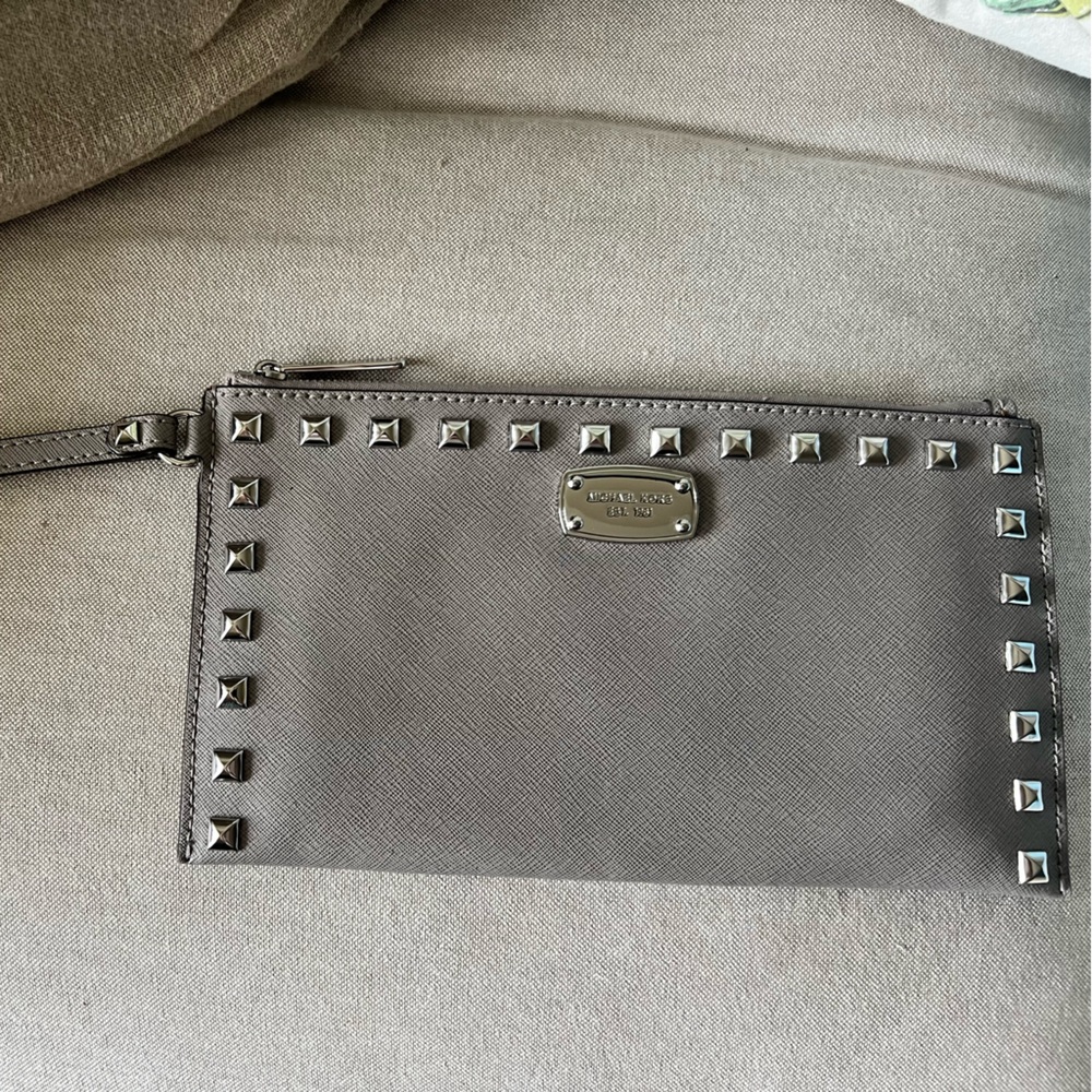 Michael Kors wristlet